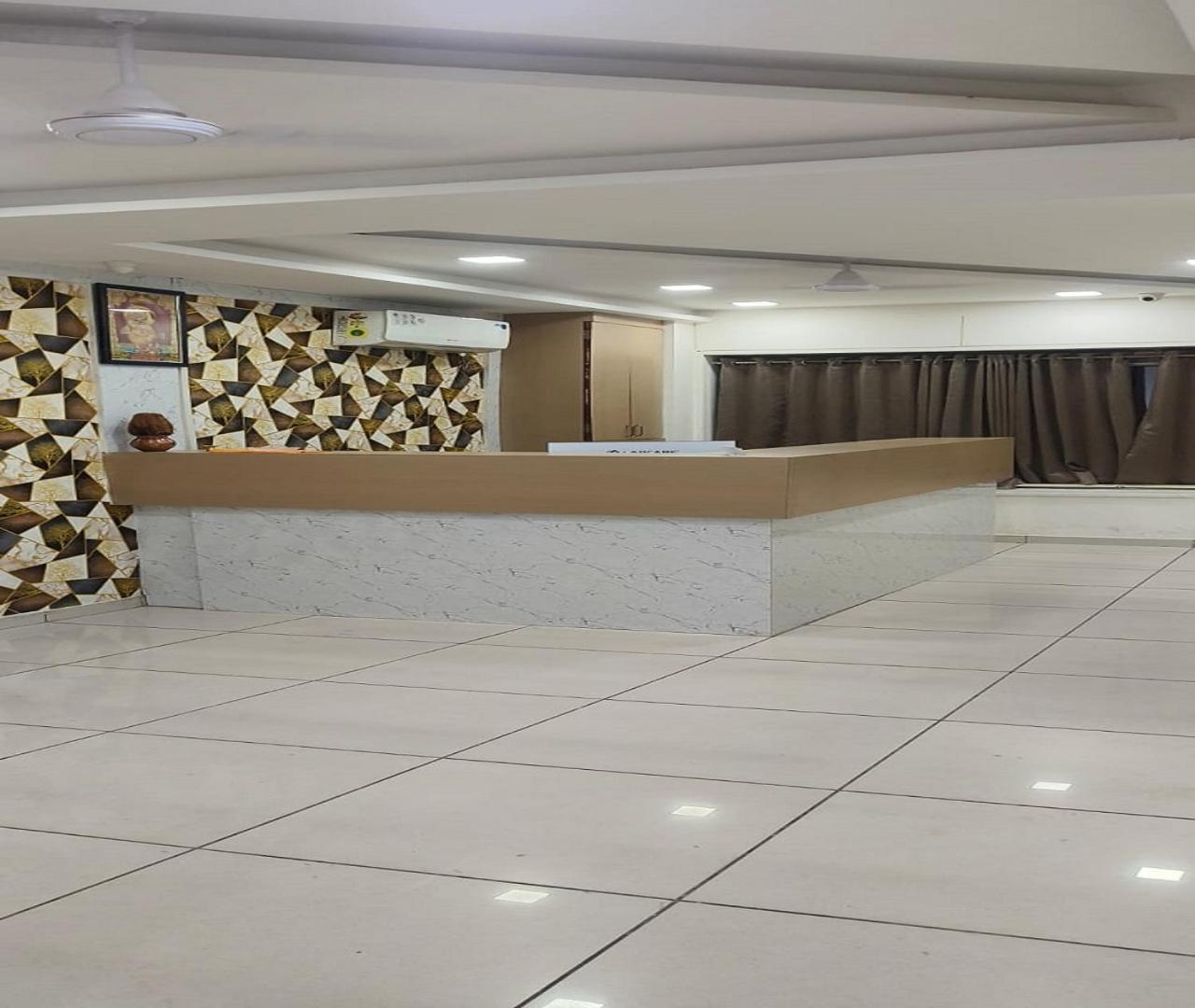 Hotel Nest View Ahmedabad Buitenkant foto